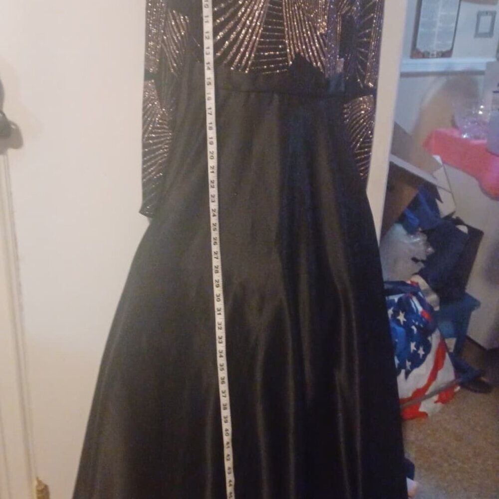 Betsy & Adam Size P2 Black and Gold Wedding Party Dress - Picture 12 of 12